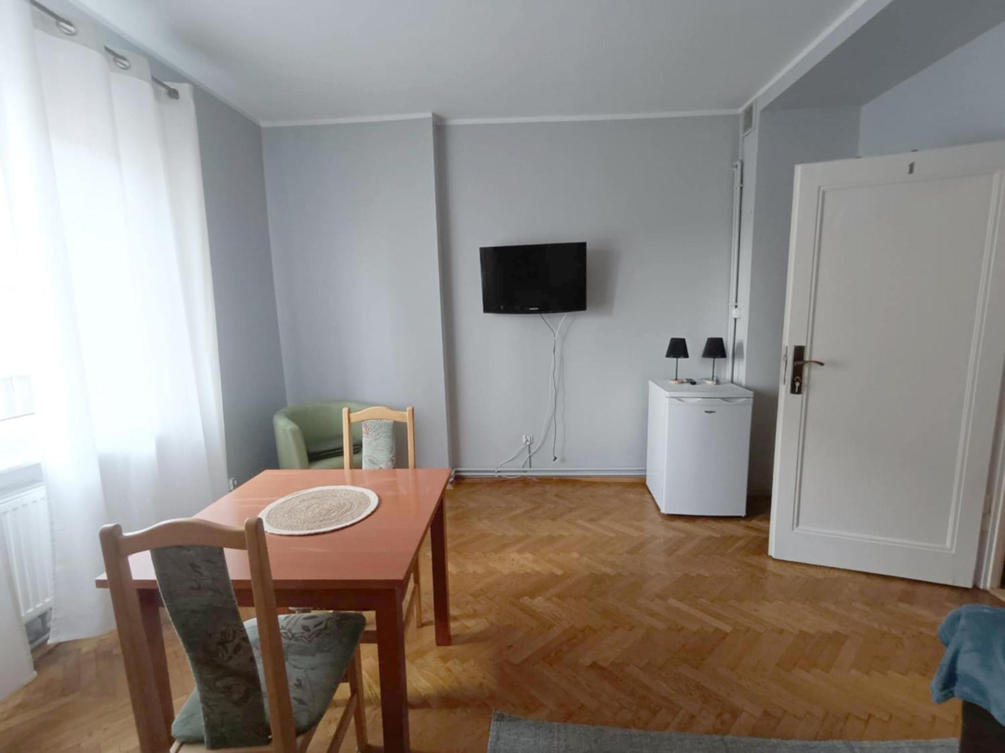 6 Przy Mtp * Poznan